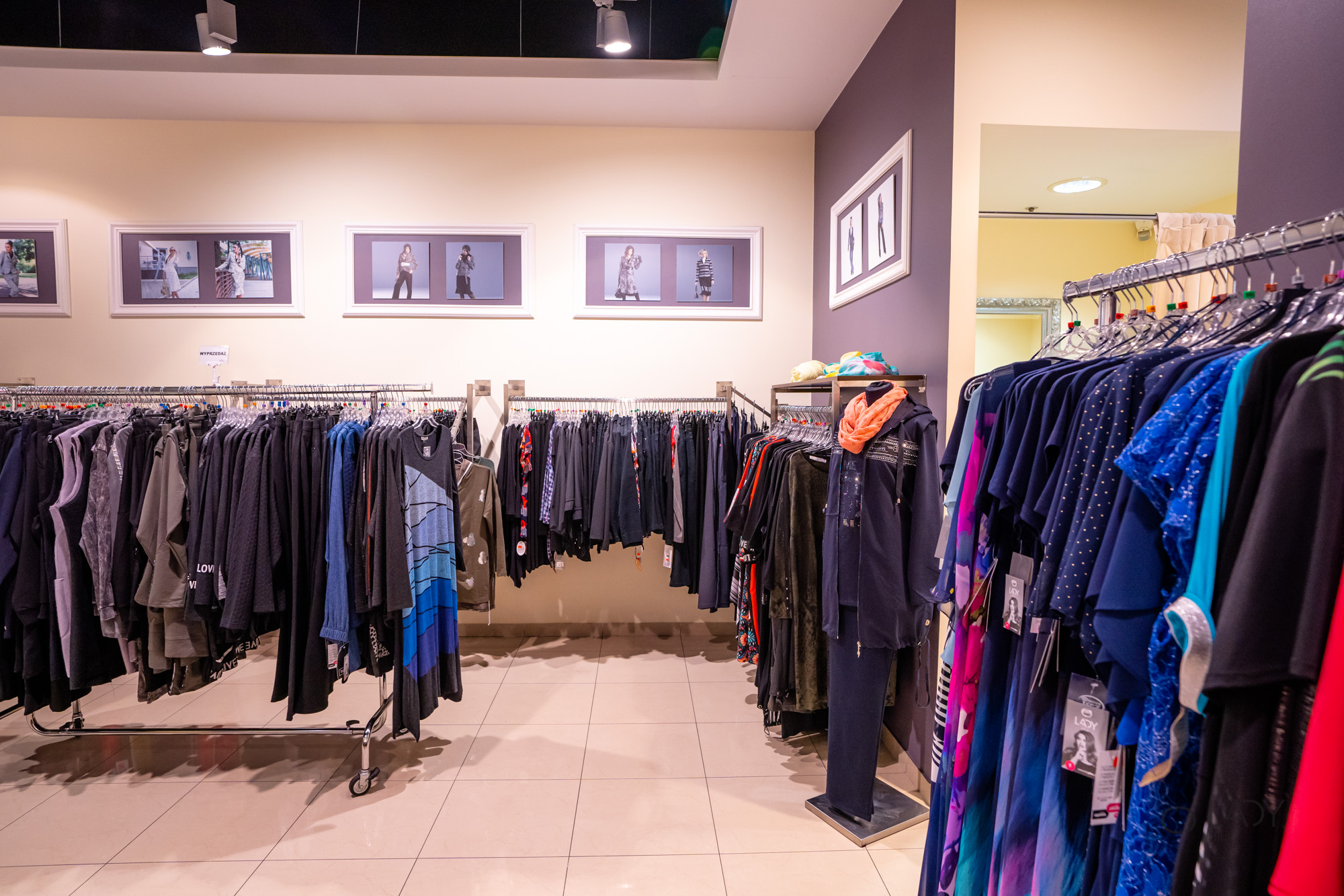 Boutiques XL ropa de mujer en tallas grandes ropa de maternidad Rzeszów Polonia